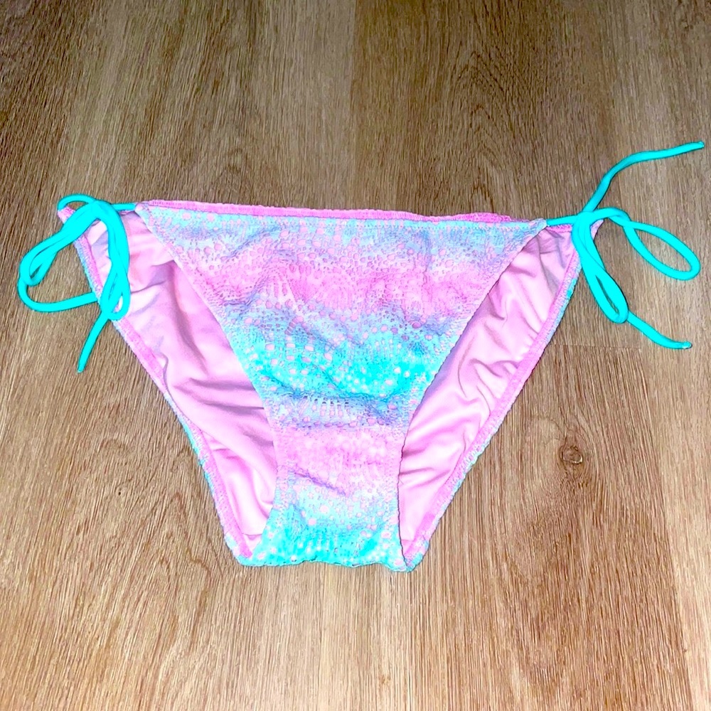 VS ombré lace bikini bottom